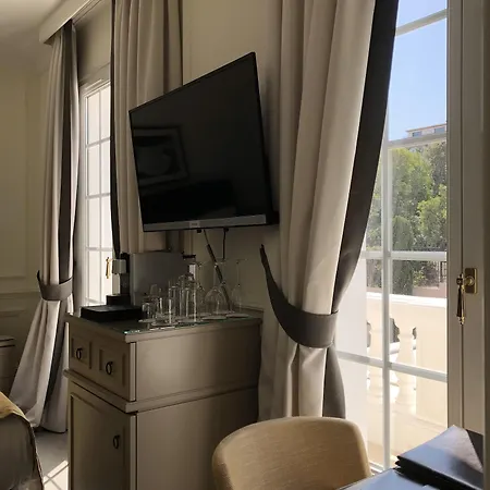 Hotell Althoff Belrose Gassin