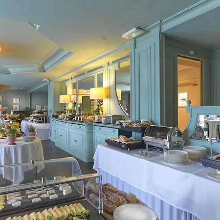 Althoff Belrose Hotel