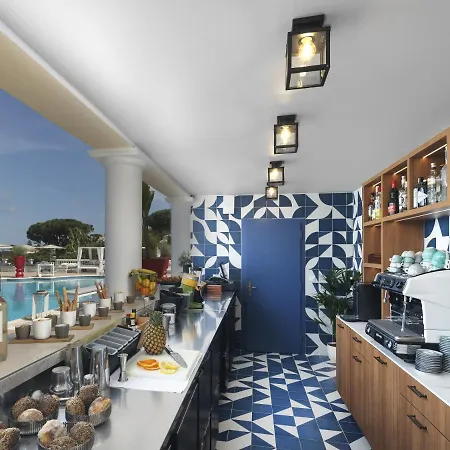 Hotell Althoff Belrose Gassin