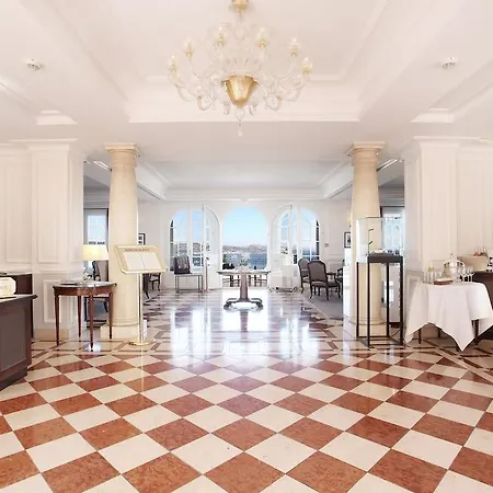 Althoff Belrose Hotel Gassin