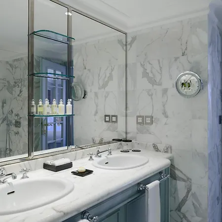 Hotel Althoff Belrose Gassin